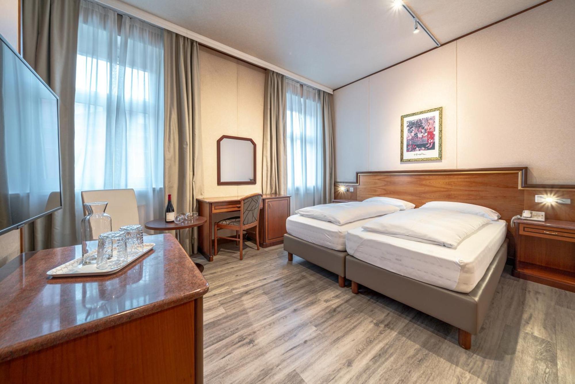 Hotel Neue Post I Self Check-In İnnsbruck Dış mekan fotoğraf